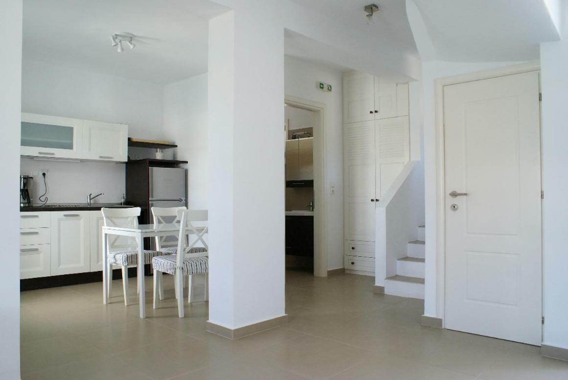 Akrotiraki Apartments Platis Gialos  Buitenkant foto